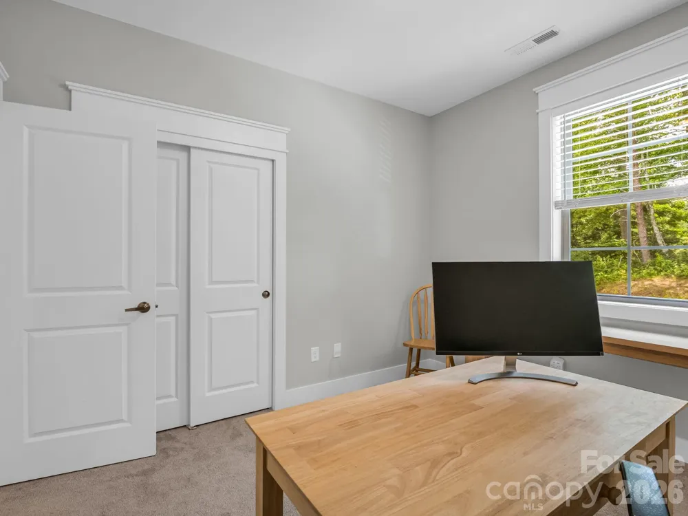 572 Sweet Birch Park Lane Black Mountain, NC 28711