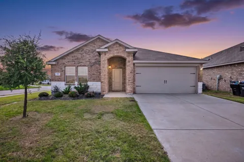 122 Admiral Lane