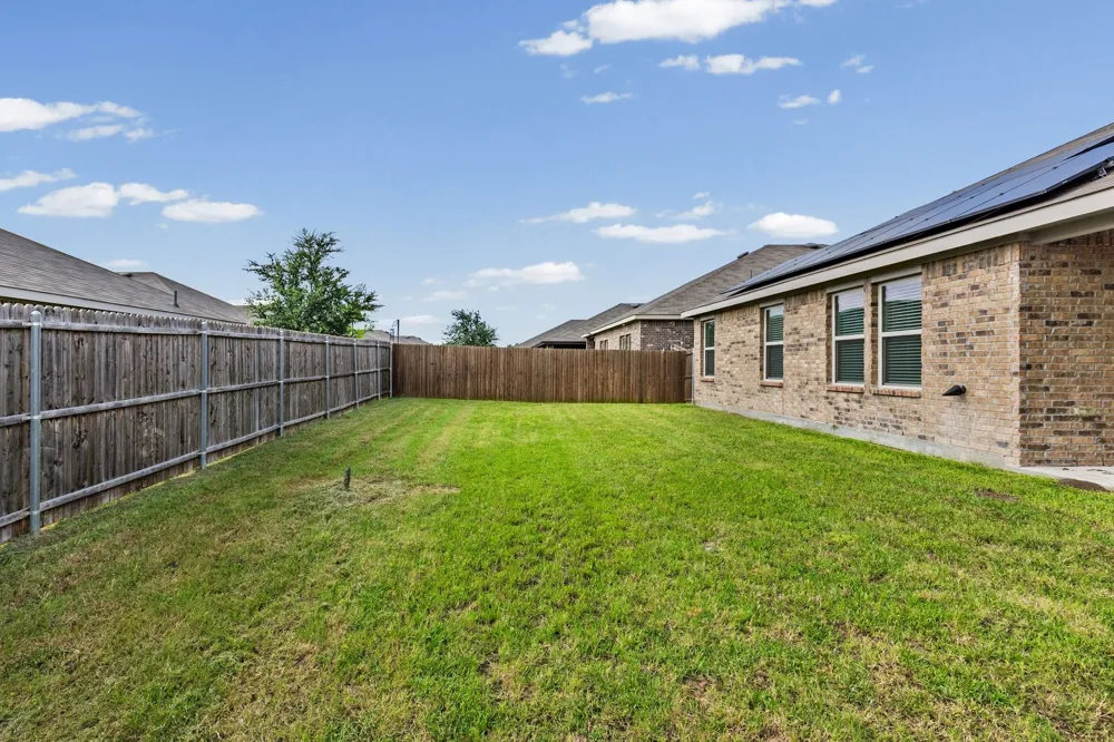 122 Admiral Lane Caddo Mills, TX 75135