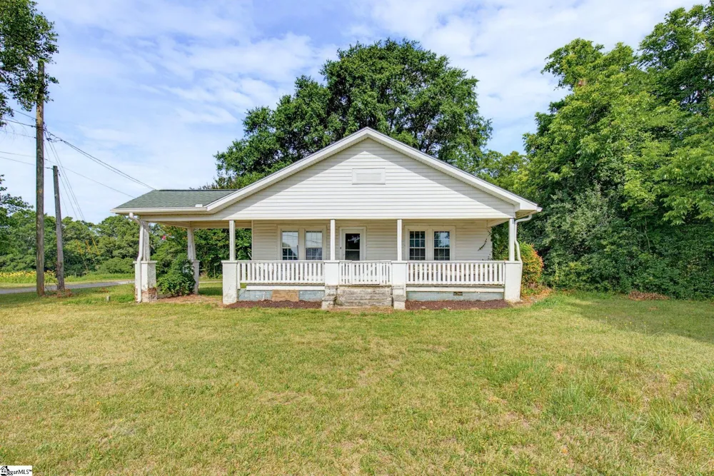 5761 Highway 357 Campobello, SC 29322