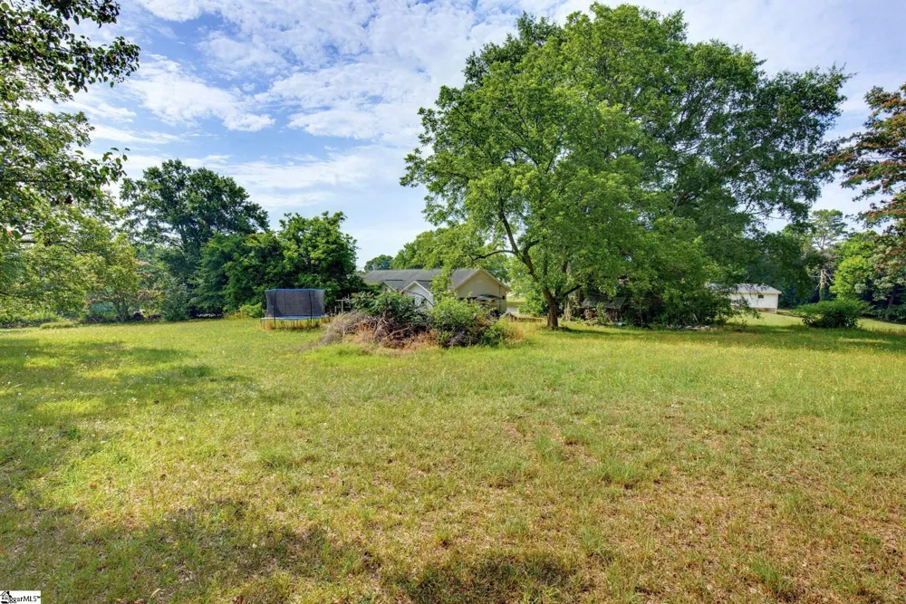 5761 Highway 357 Campobello, SC 29322