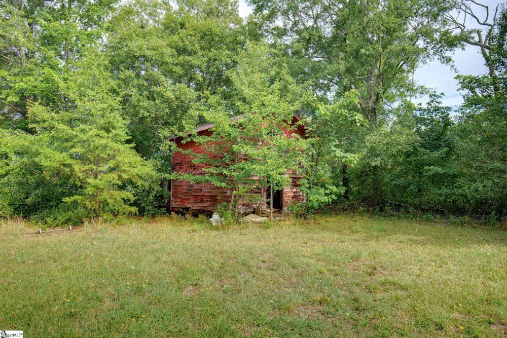 5761 Highway 357 Campobello, SC 29322