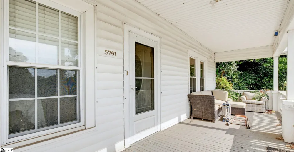 5761 Highway 357 Campobello, SC 29322