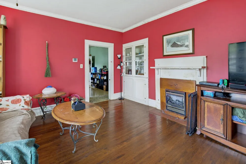 5761 Highway 357 Campobello, SC 29322