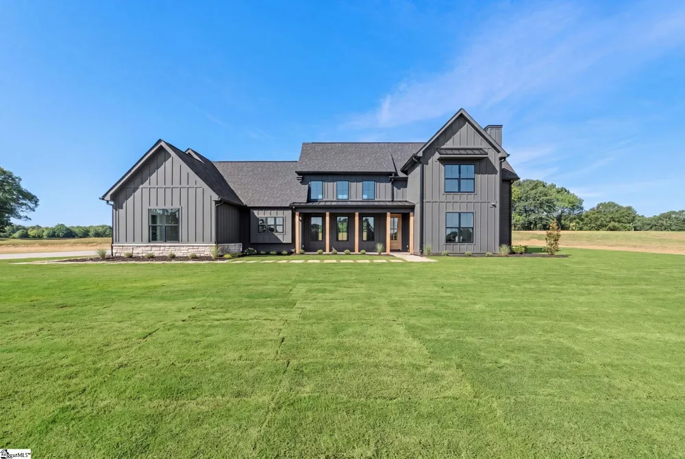 744 Garrison Road Pelzer, SC 29669