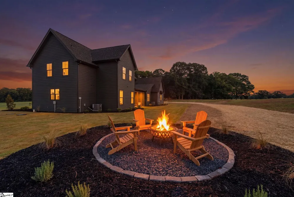 744 Garrison Road Pelzer, SC 29669