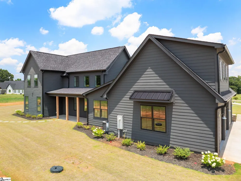 744 Garrison Road Pelzer, SC 29669