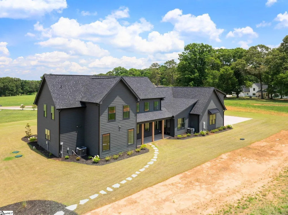 744 Garrison Road Pelzer, SC 29669