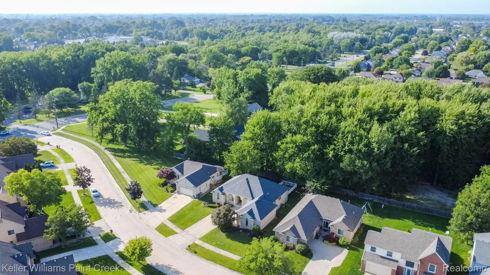 20695 Gaberty Drive Clinton Charter Township, MI 48038