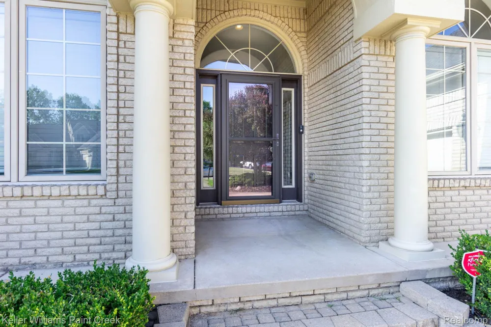 20695 Gaberty Drive Clinton Charter Township, MI 48038