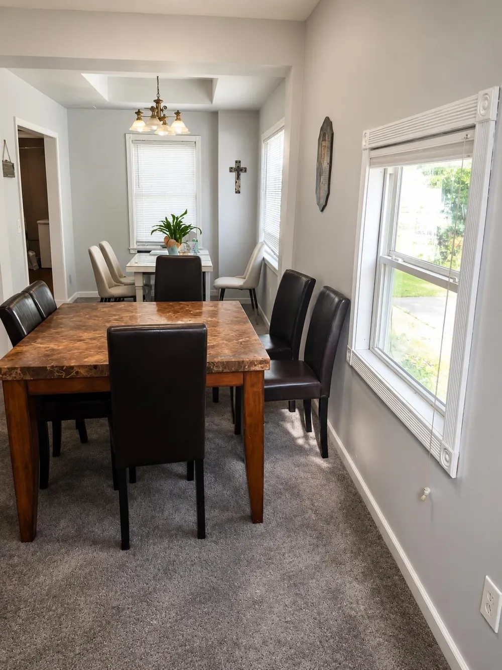 21812 Albion Avenue Farmington Hills City, MI 48336