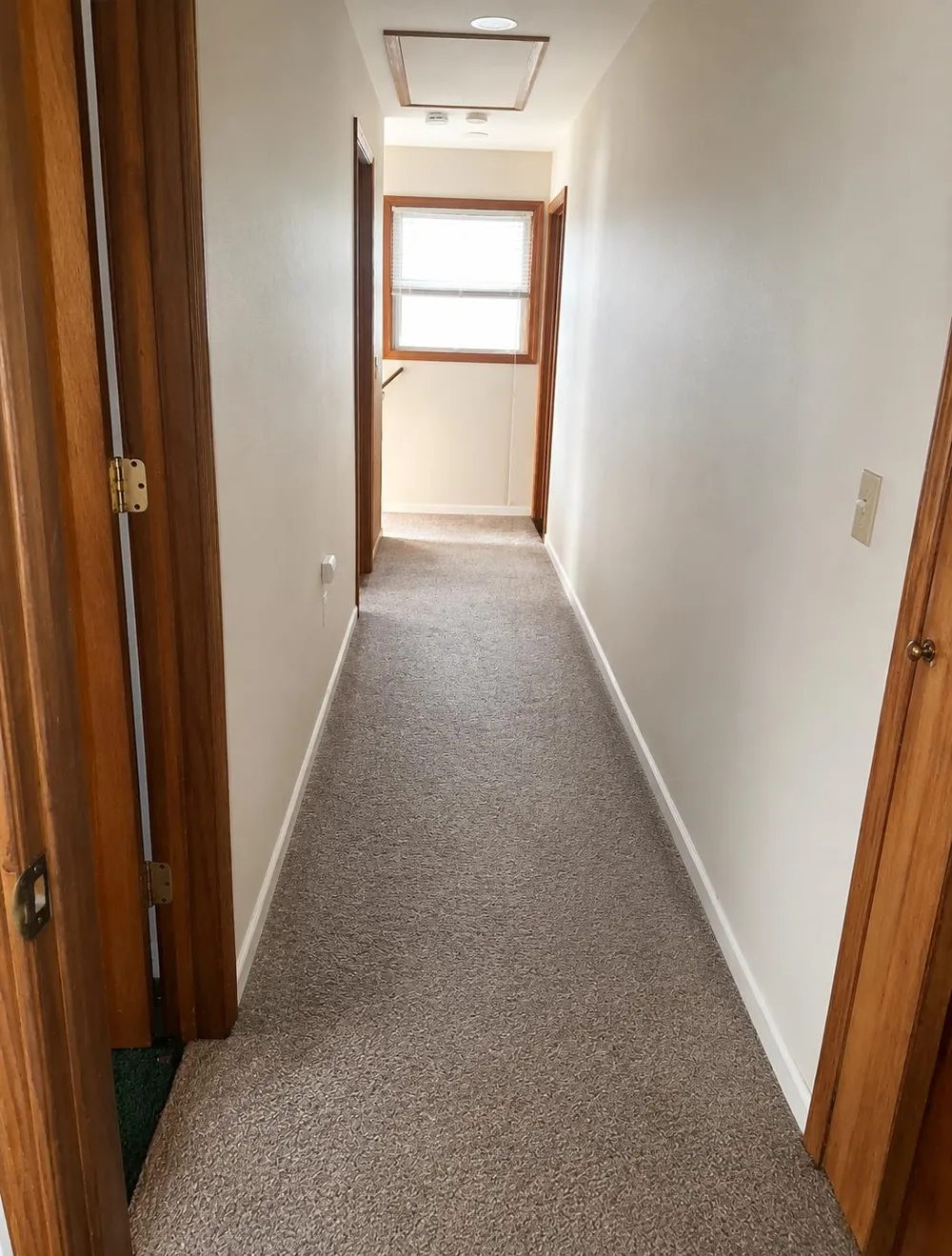 21812 Albion Avenue Farmington Hills City, MI 48336