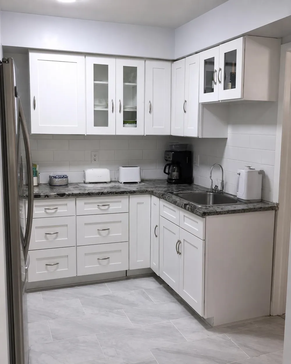 21812 Albion Avenue Farmington Hills City, MI 48336