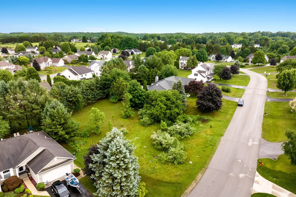 4322 Stoneridge Drive Garfield Charter Township, MI 49684