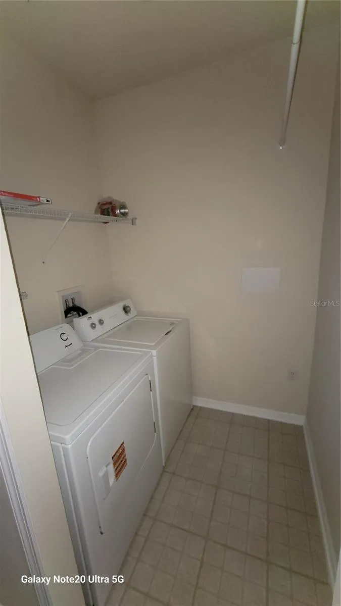 430 SOUTHERN PECAN CIRCLE #203 Winter Garden, FL 34787