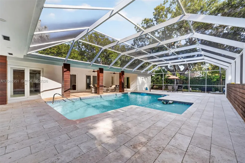 15200 SW 81st Ave Palmetto Bay, FL 33157