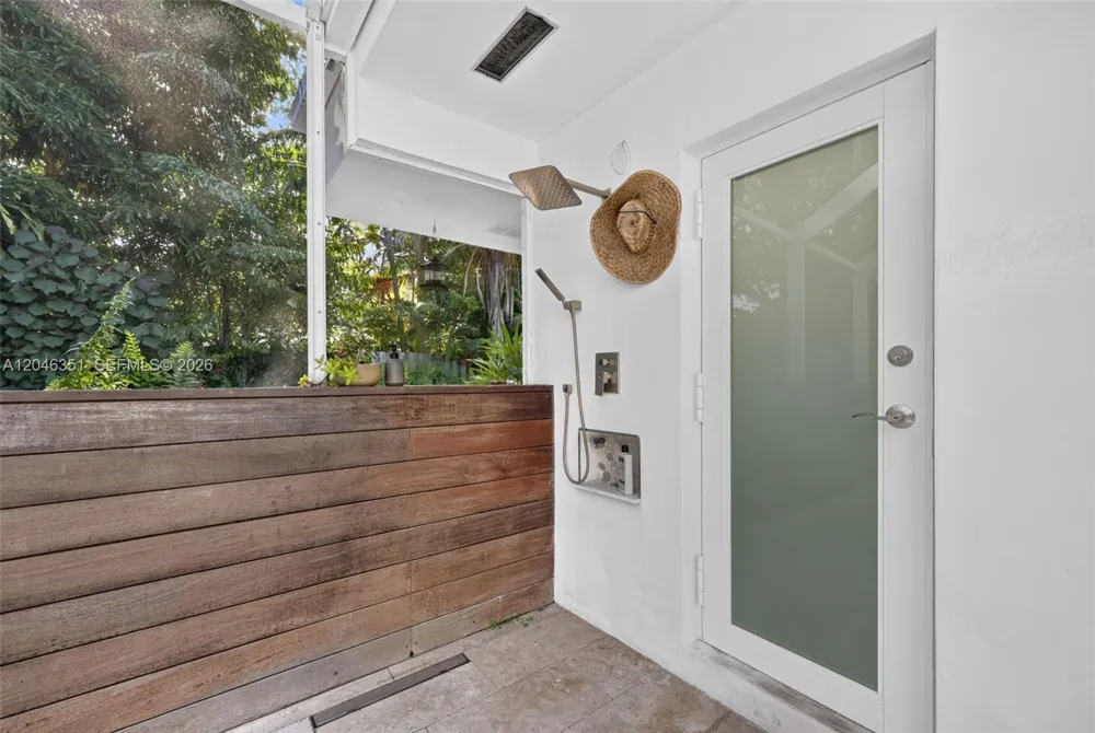 15200 SW 81st Ave Palmetto Bay, FL 33157