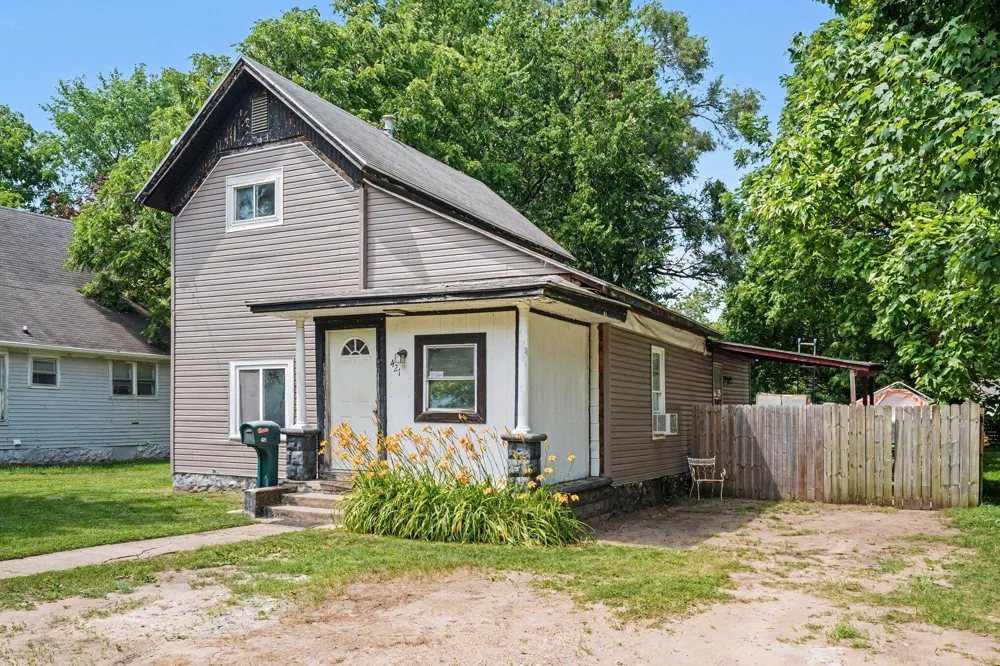 421 E Division Street Dowagiac, MI 49047