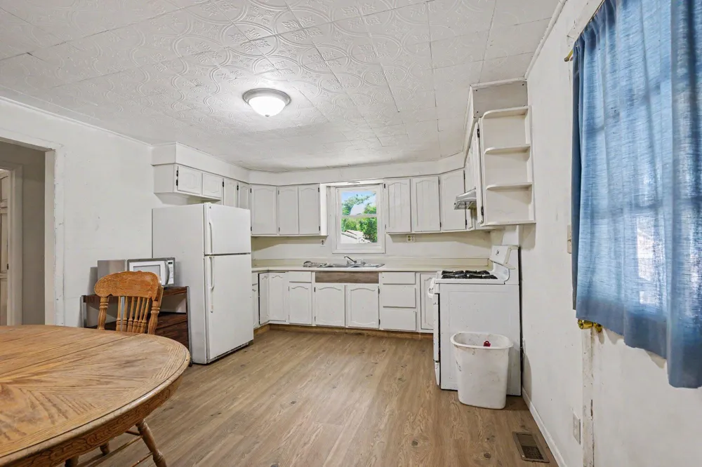 421 E Division Street Dowagiac, MI 49047