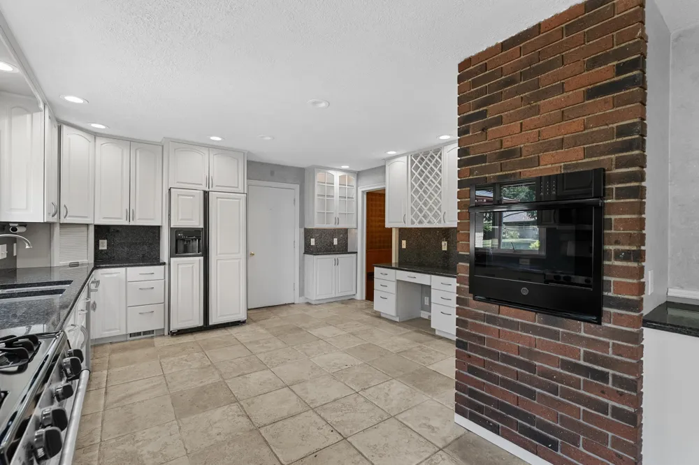 5017 Merryview Drive Portage City, MI 49024