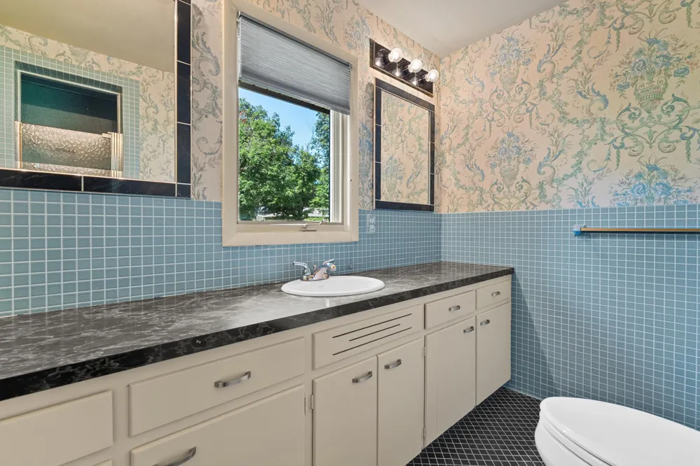 5017 Merryview Drive Portage City, MI 49024