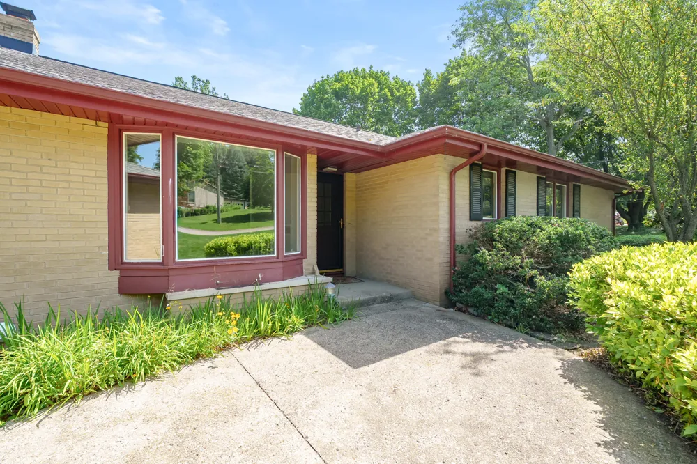 5017 Merryview Drive Portage City, MI 49024