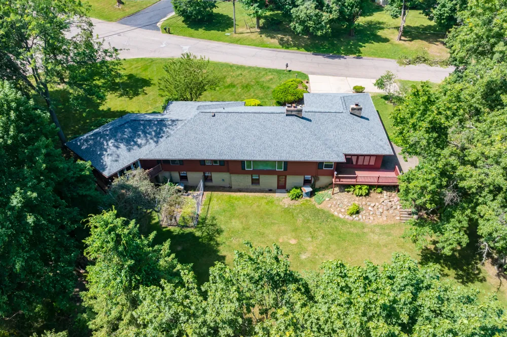 5017 Merryview Drive Portage City, MI 49024