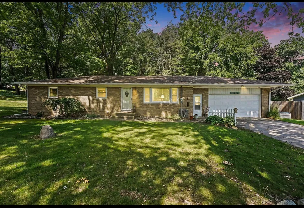 7114 Kay Drive Eureka Township, MI 48838