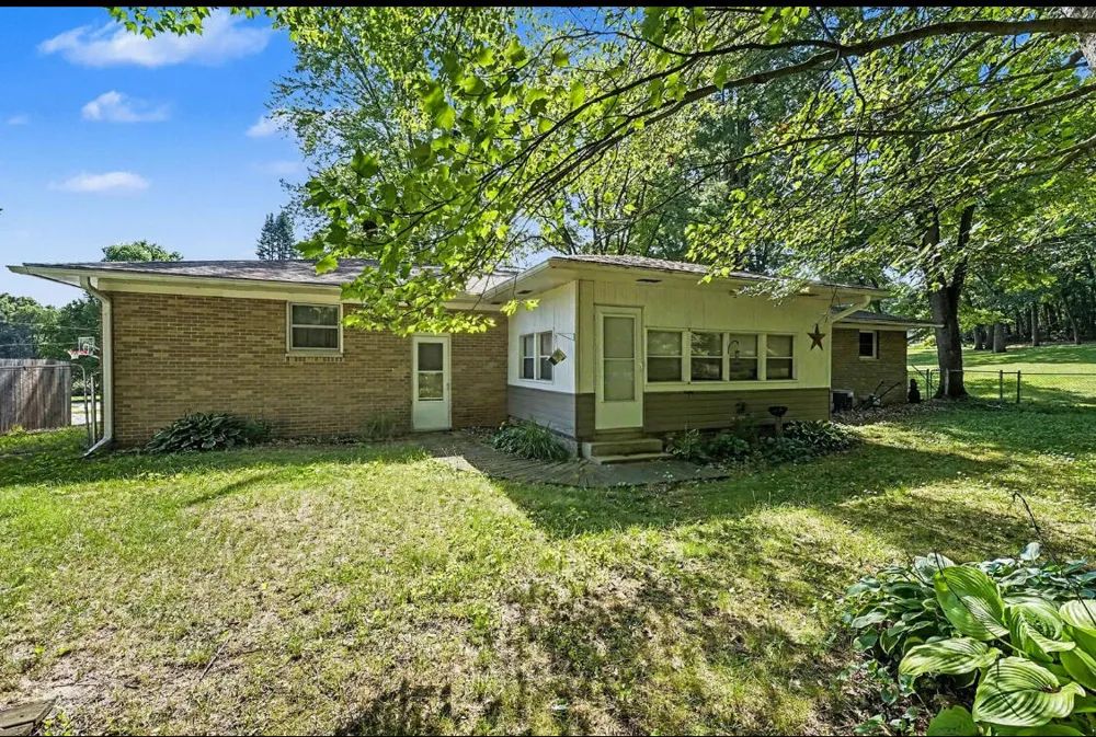 7114 Kay Drive Eureka Township, MI 48838
