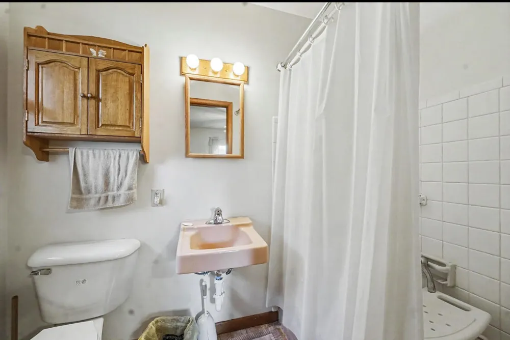 7114 Kay Drive Eureka Township, MI 48838