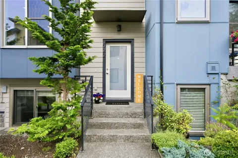 522 Glacier Walk SE