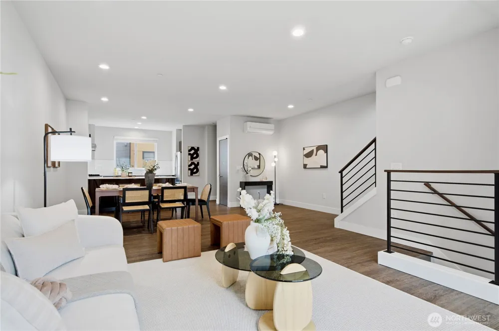522 Glacier Walk SE Sammamish, WA 98074
