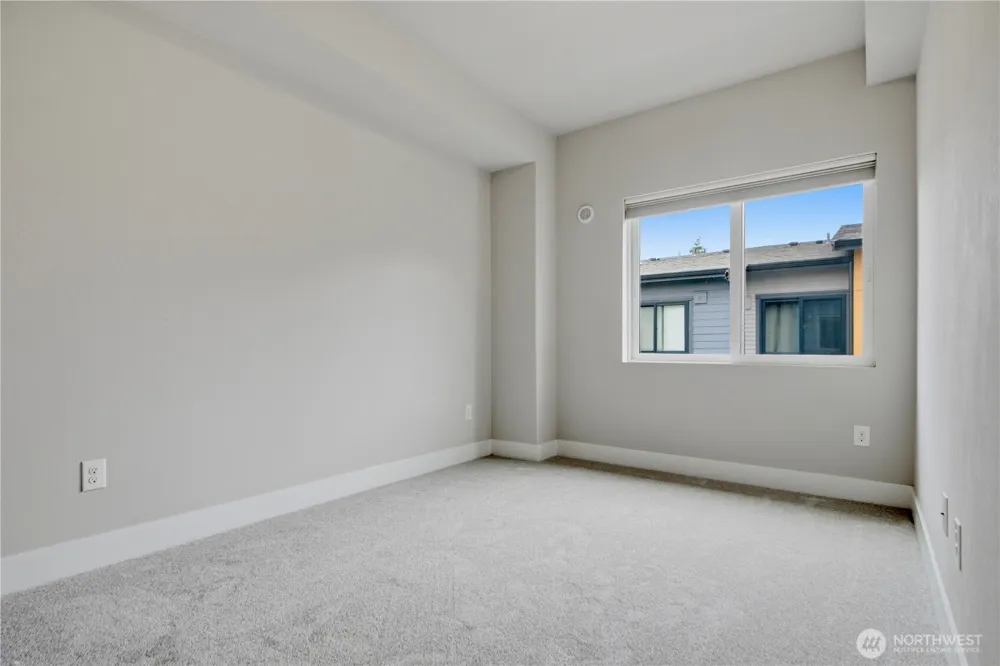 522 Glacier Walk SE Sammamish, WA 98074