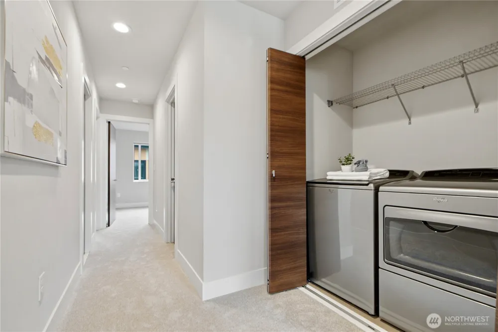 522 Glacier Walk SE Sammamish, WA 98074
