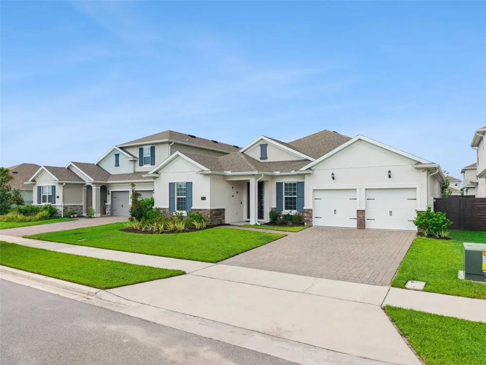 19053 BLUELEAF STREET Orlando, FL 32827