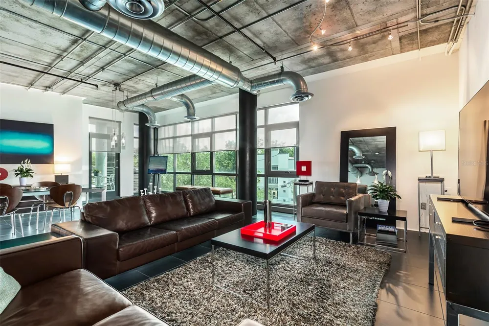 10 SUMMERLIN AVENUE #14 Orlando, FL 32801