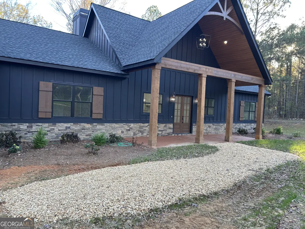 5962 Ga. Hwy. 109 Molena, GA 30258