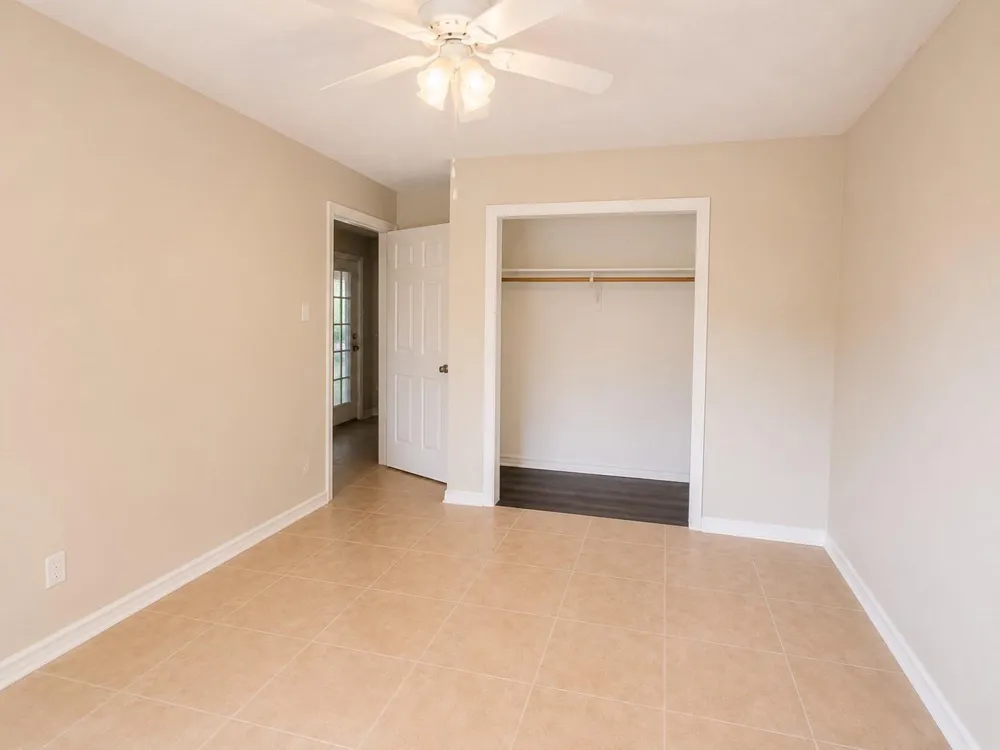505 E Lambuth Lane Deer Park, TX 77536