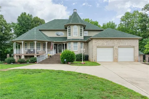 2403 Brewington Sibert Place