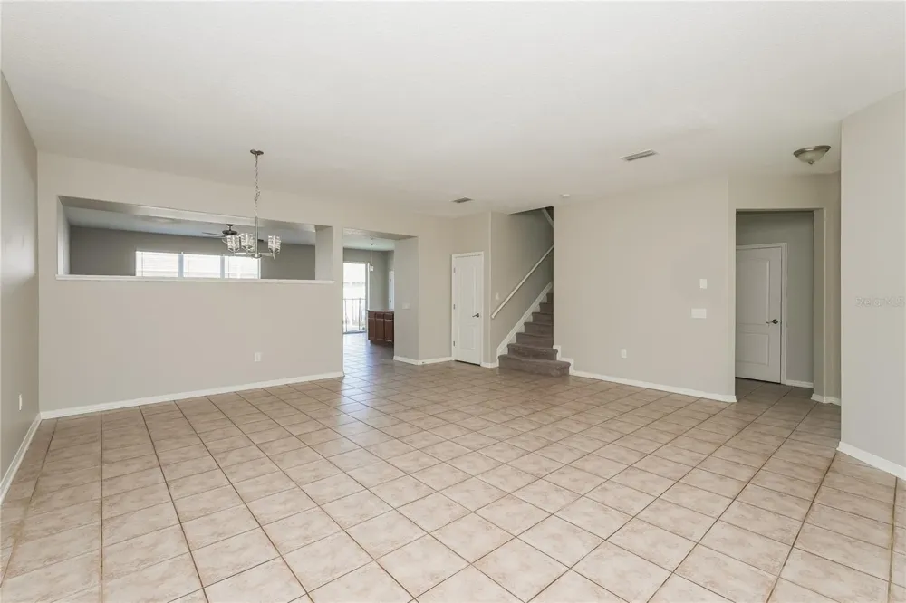 12125 FOX BLOOM AVENUE Gibsonton, FL 33534