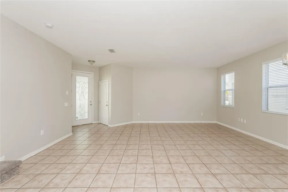 12125 FOX BLOOM AVENUE Gibsonton, FL 33534