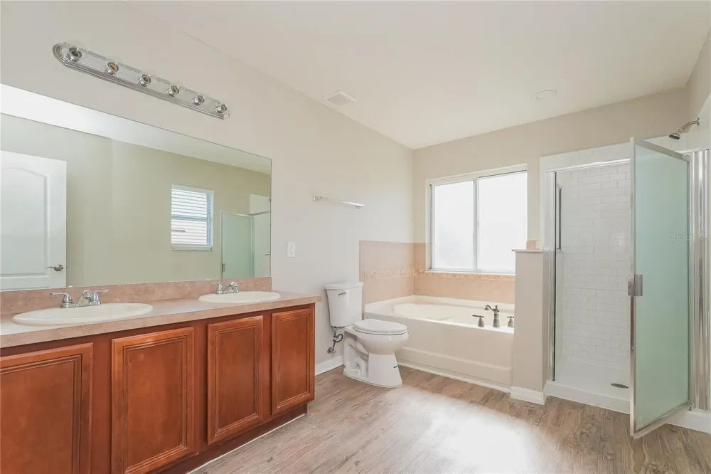 12125 FOX BLOOM AVENUE Gibsonton, FL 33534