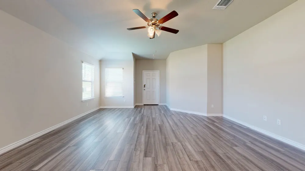 708 Gauge Road Thorndale, TX 76577