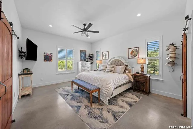 147 Gray Wolf Blanco, TX 78606