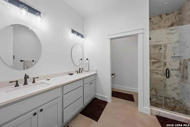 147 Gray Wolf Blanco, TX 78606