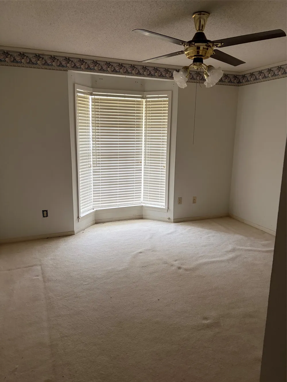 609 S Ross Avenue Mexia, TX 76667