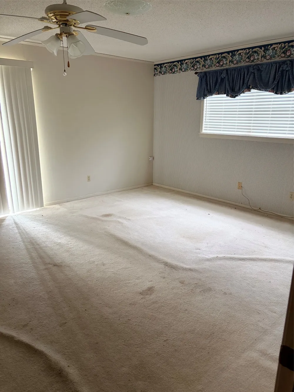 609 S Ross Avenue Mexia, TX 76667
