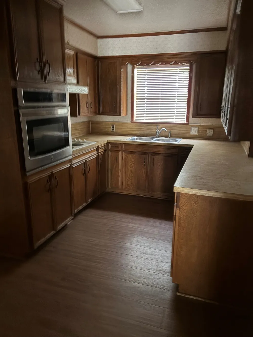 609 S Ross Avenue Mexia, TX 76667