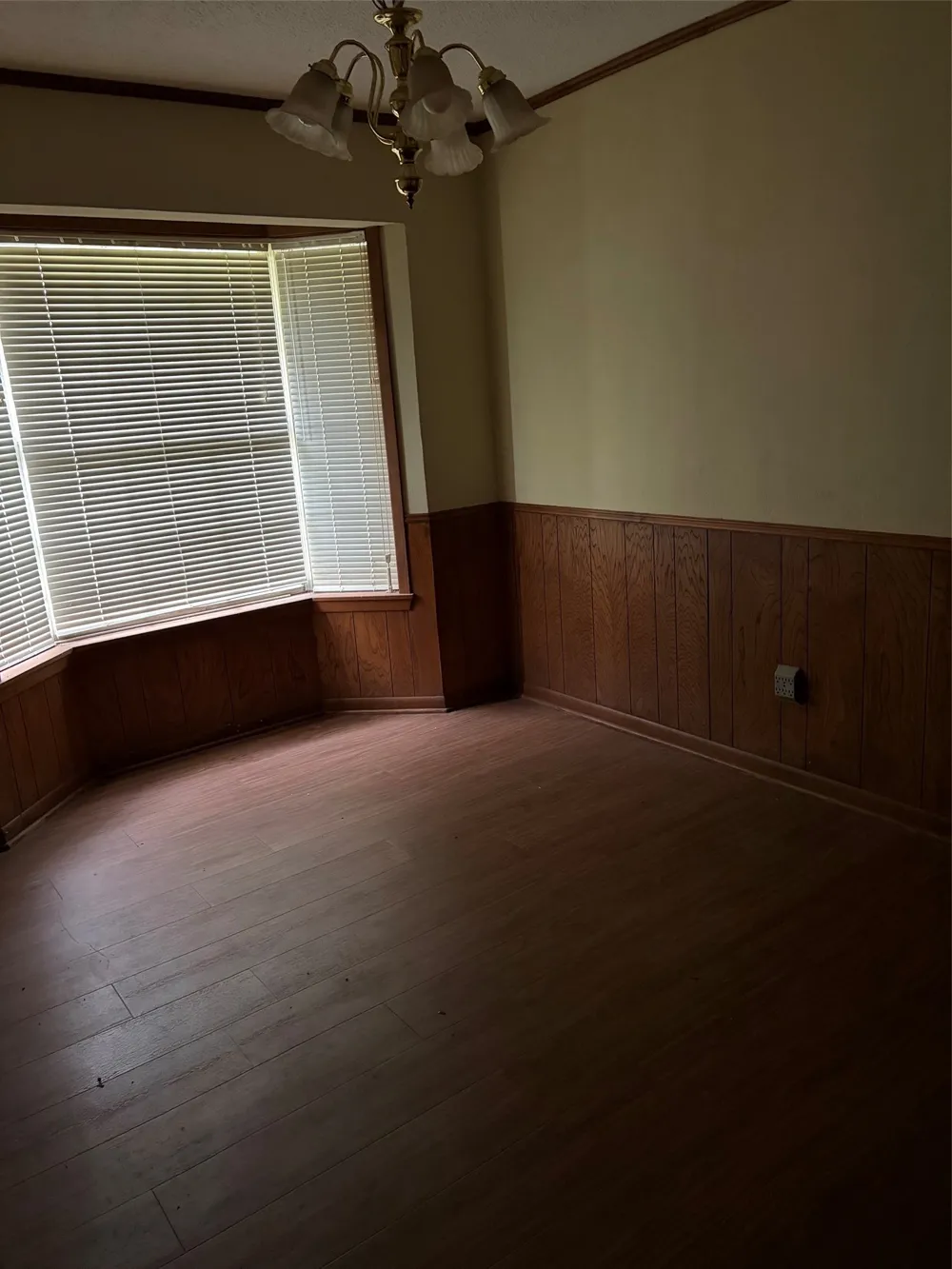 609 S Ross Avenue Mexia, TX 76667