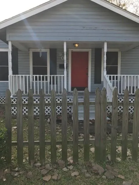 908 W 23rd Street